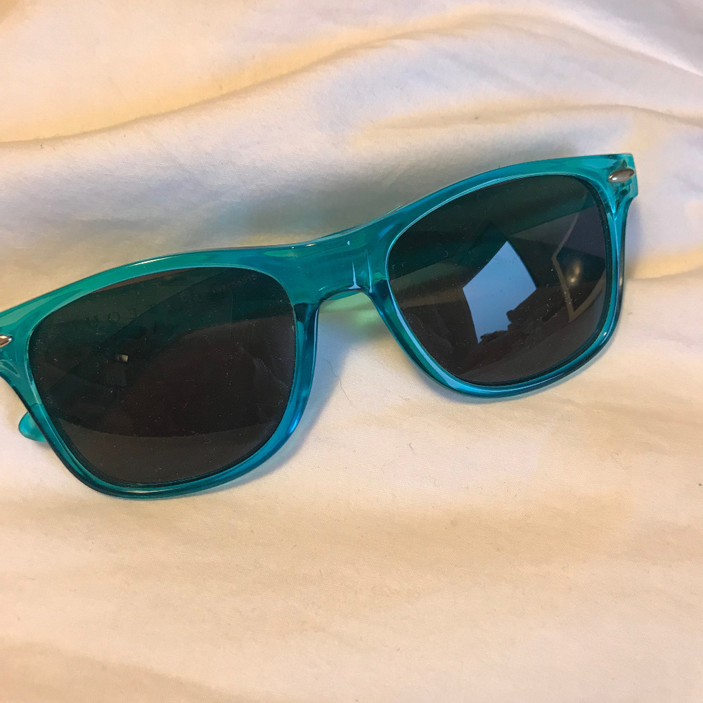 Fun Blue Wafer Sunglasses